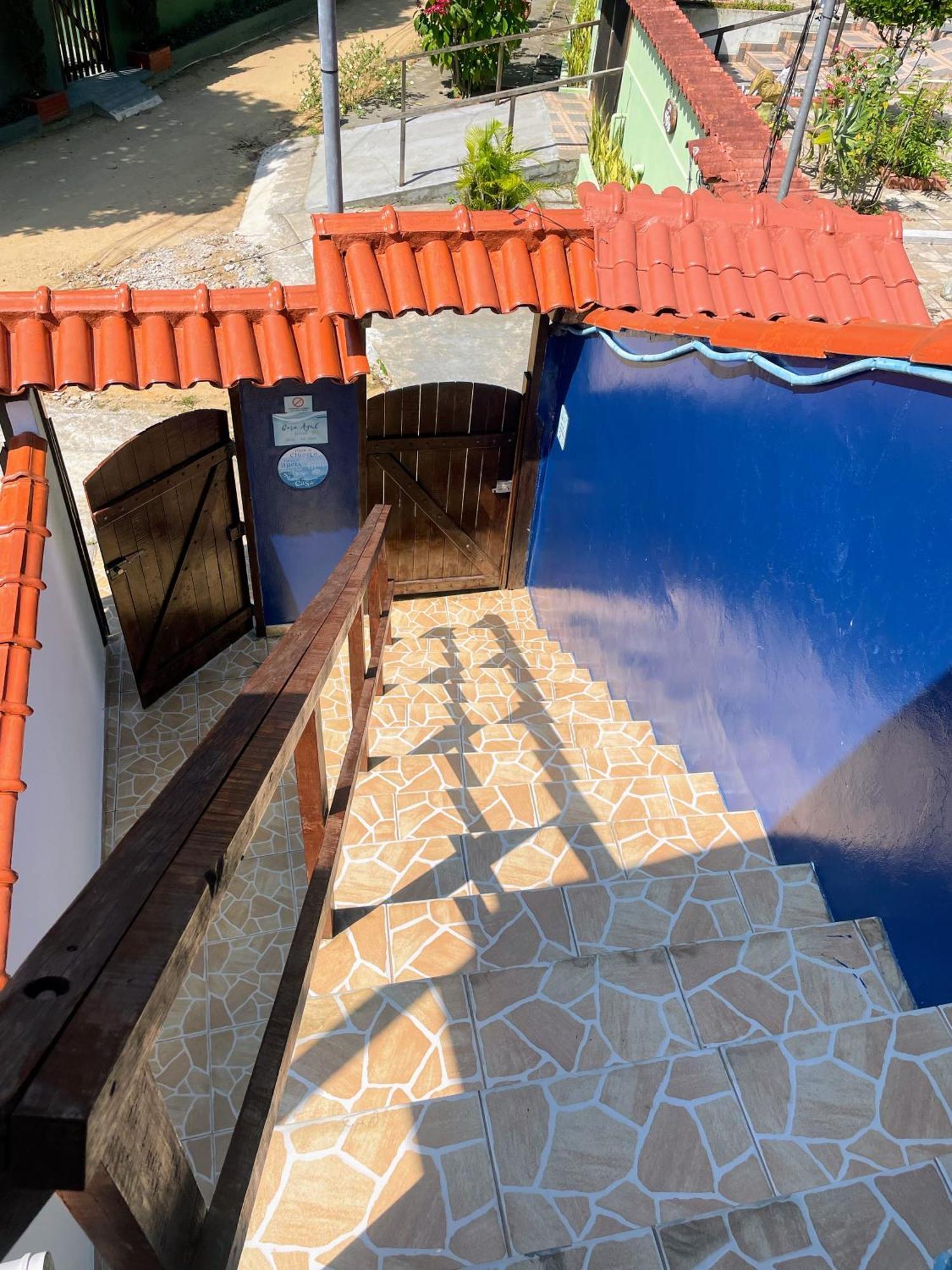 Suites Casa Azul-Vila Do Abraao- Conforto, Limpeza, Otima Localizacao Exterior photo